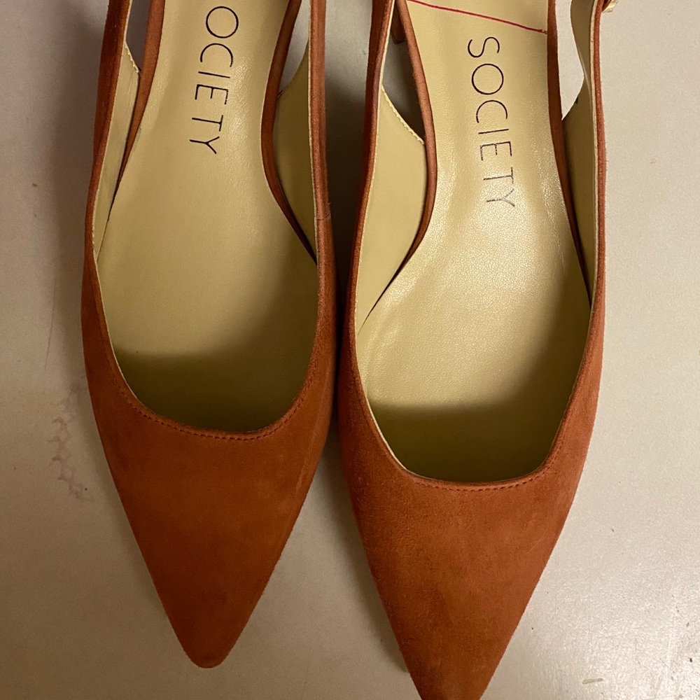 Sling back heels